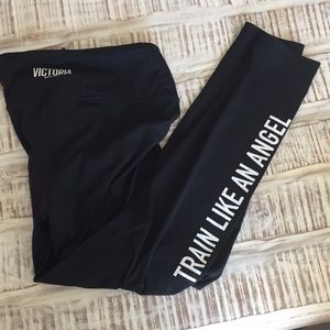 Victoria searcher sweats/leggings